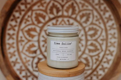 Free Fallin' – Apple Cider Soy Candle